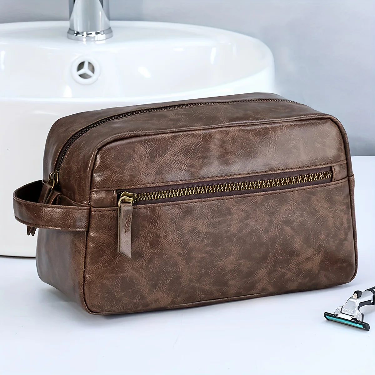 Grande Trousse de Toilette Voyage Cuir Brun avec Poignée