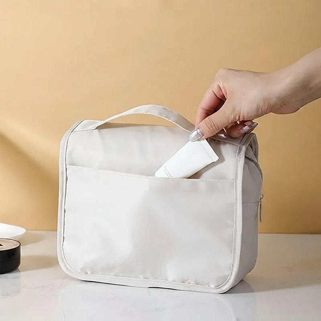 Grande Trousse de Toilette à Suspendre Nylon Bleu avec Crochet